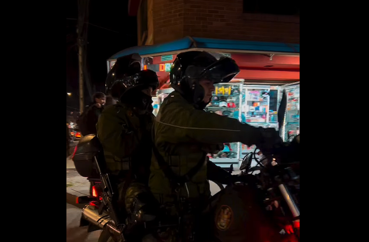 |Chía| |Fortalece la Seguridad| con la Entrega de Equipamiento al |Ejército Nacional| + Video