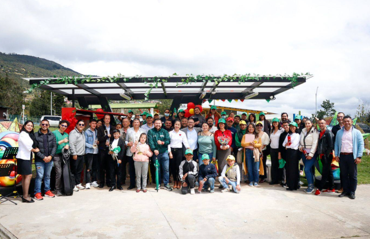 |Tenjo| fortalece su proyecto de Territorio Inteligente con la entrega de nuevos |Portales Interactivos|