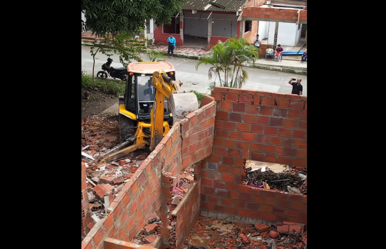 Definen cronograma para el |proceso de reconstrucción| en |Medina| y |Paratebueno| + Video