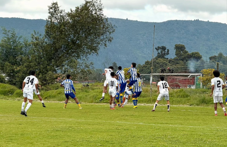 |Club Rapa| Fútbol de |Gachancipá|, |subcampeón| del fútbol aficionado
