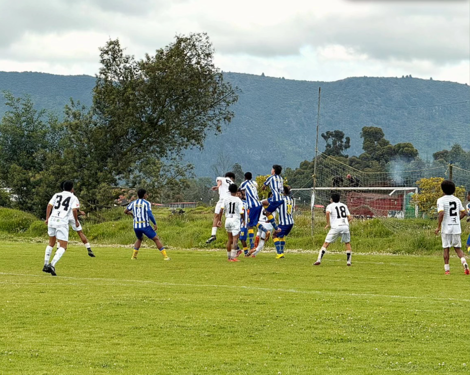 |Club Rapa| Fútbol de |Gachancipá|, |subcampeón| del fútbol aficionado