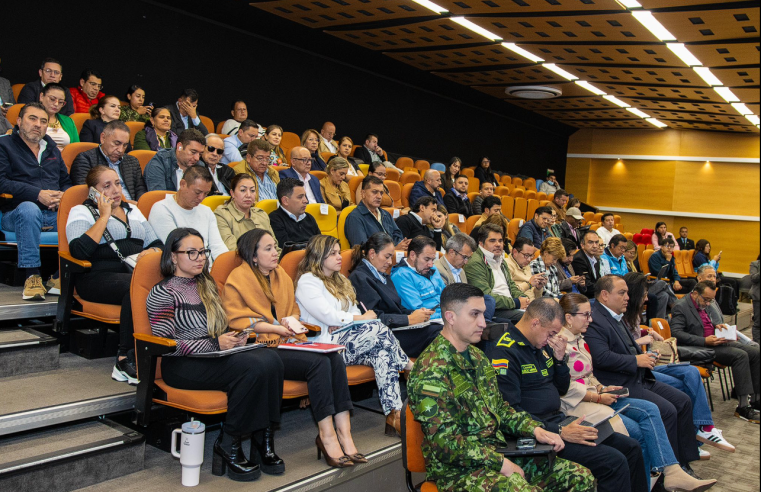 |Cundinamarca| reafirma su compromiso con las |víctimas en sesión| del Comité de Justicia Transicional