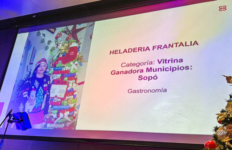 Heladería Frantalia de |Sopó| se destaca en el Concurso de |Vitrinas Navideñas| de la |Cámara de Comercio| de Bogotá