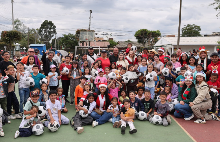 La |Navidad| llevó alegría y esperanza a los 28 sectores de |Cajicá|