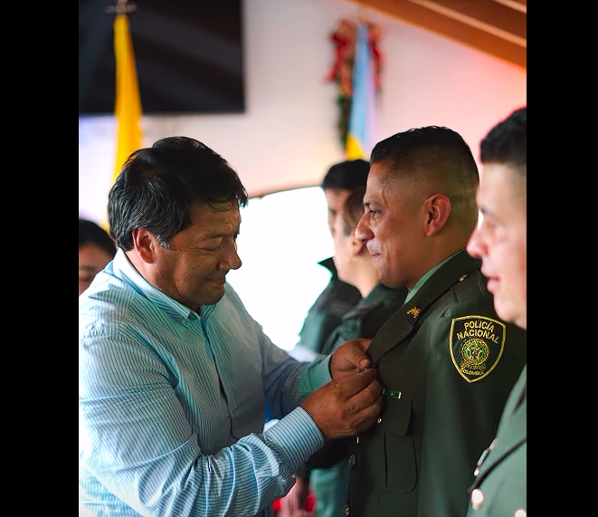 |Gachancipá| rinde homenaje a las fuerzas y organismos de |seguridad| y atención + Video