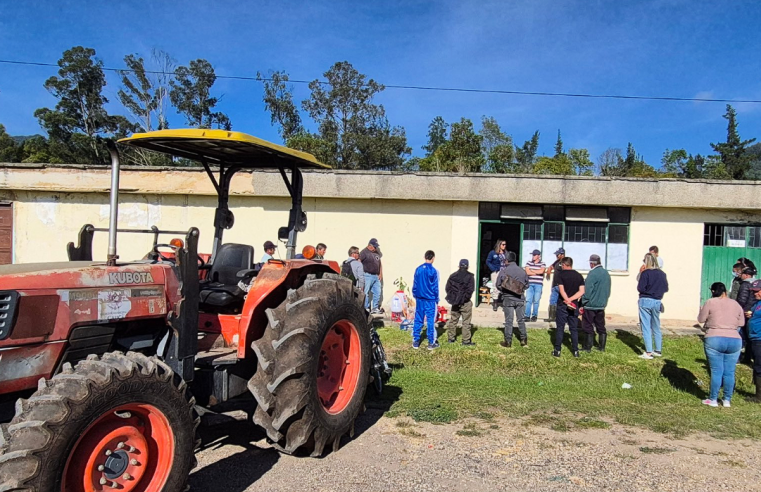 |Apoyo agropecuario| para productores de |Cajicá| afectados por la |temporada de lluvias|