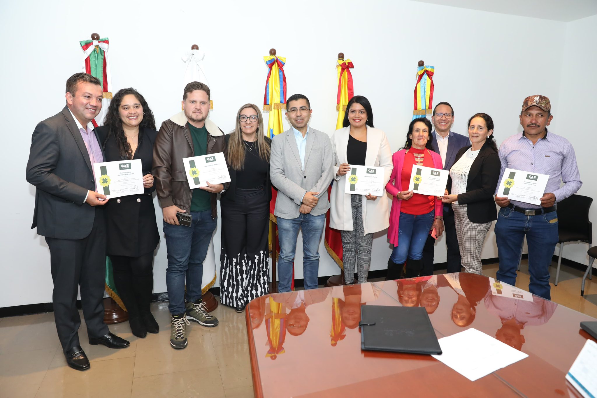 |CAR| reconoce a los ganadores del |Concurso Navidad Verde|