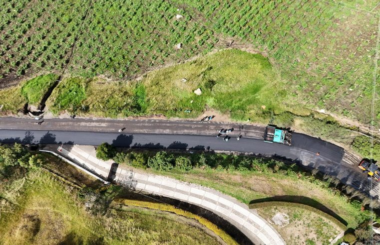 Nueva Unidad de |Mantenimiento Vial| interviene corredores estratégicos en |Cundinamarca|