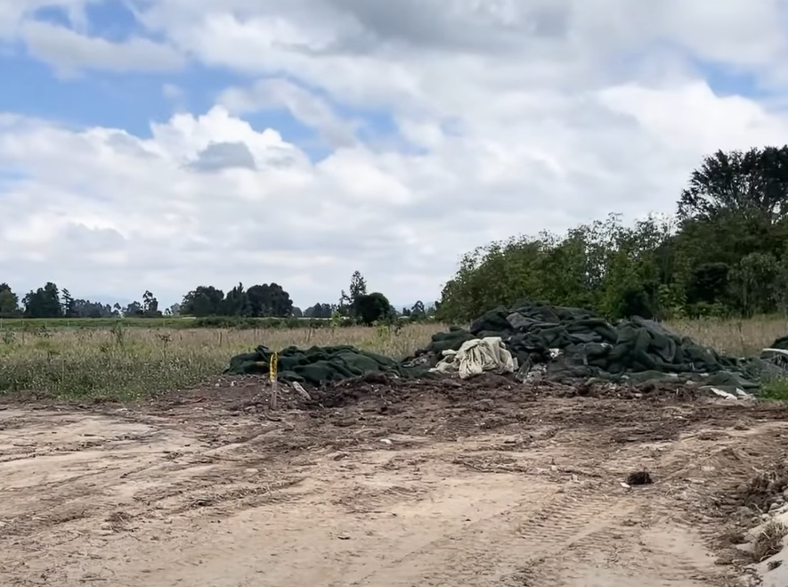 La |CAR| frena disposición irregular de escombros en la |reserva Thomas van der Hammen| + Video