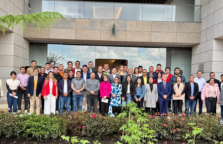 Inicia |especialización en innovación| y gestión de ciudades para concejales de |Cundinamarca|