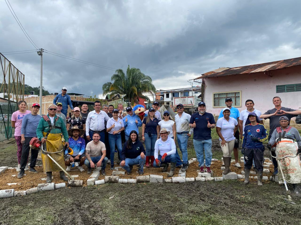 Intervención vial fortalece entornos seguros para la |niñez| y la comunidad en |Tena|