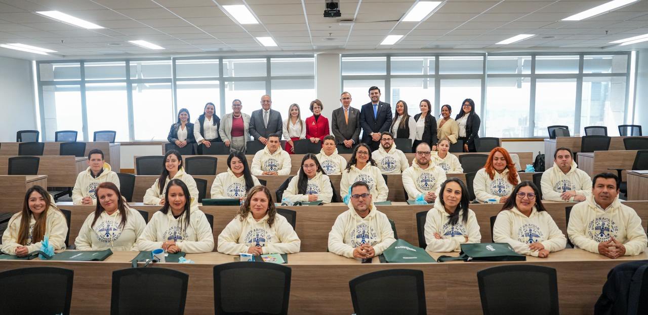 |Gobernación de Cundinamarca| impulsa la formación de comisarios de familia con especialización en |Derecho de Familia|