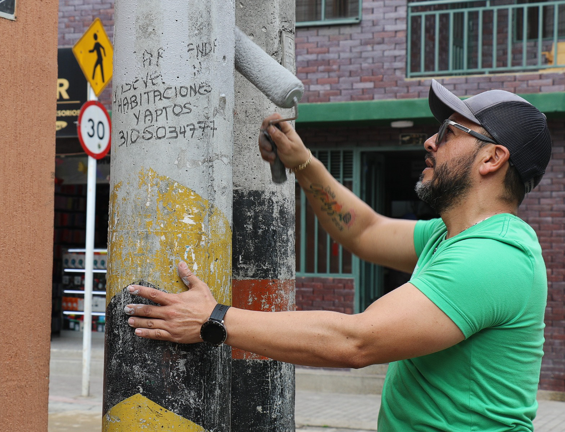 Retiran |publicidad inapropiada| y adelantan jornada de embellecimiento en |Tocancipá|