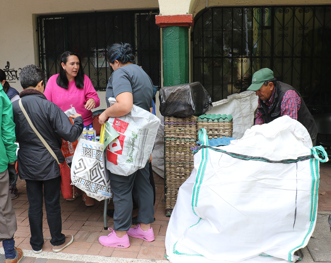 Primer |Ecotrueque| del año recolecta más de una tonelada de |material reciclable| en |Tocancipá|