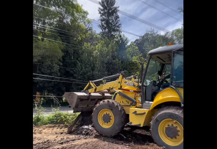 Adecuan espacio para mejorar la seguridad de las |rutas escolares| en la |vereda El Chacal| en el municipio de |Tenjo| + Video