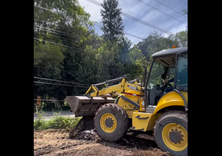 Adecuan espacio para mejorar la seguridad de las |rutas escolares| en la |vereda El Chacal| en el municipio de |Tenjo| + Video