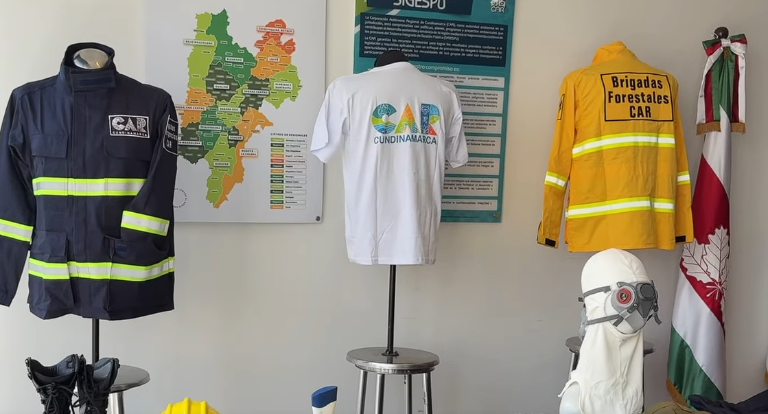 Entrega de 24 kits fortalece respuesta ante |emergencias ambientales| + Video