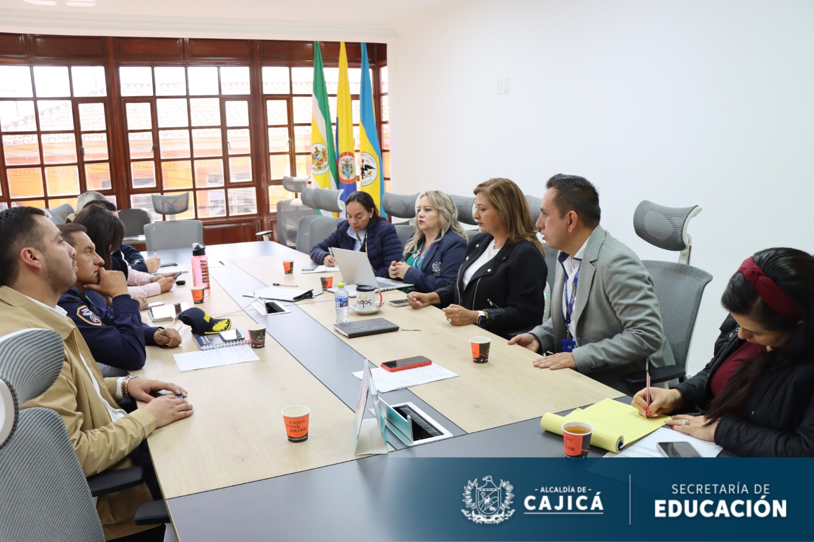 |Cajicá| avanza en estrategias para mejorar la |infraestructura educativa|