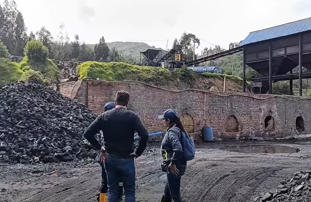 Autoridad ambiental impone |medida preventiva| por afectación a fuentes hídricas en |Cucunubá| + Video