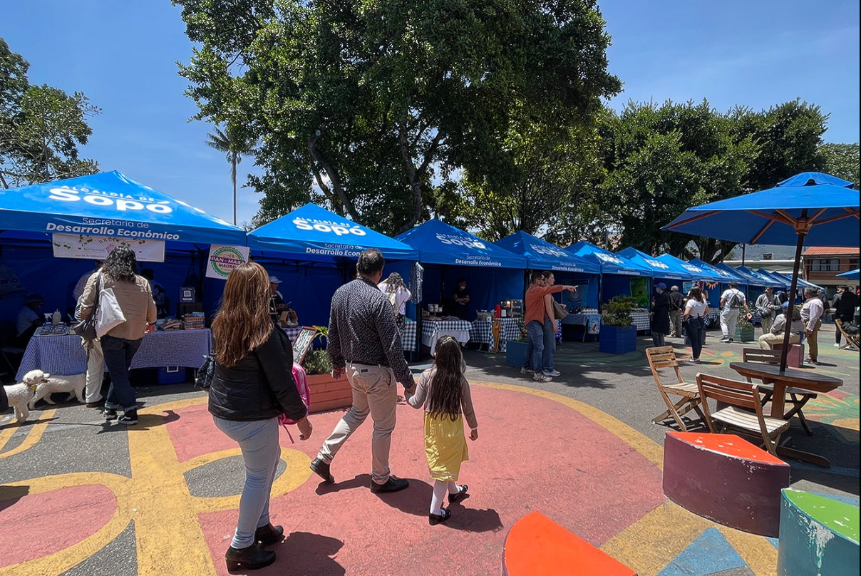|Sopó| fortalece el emprendimiento local con entrega de dotación e impulso a su |marca territorial|