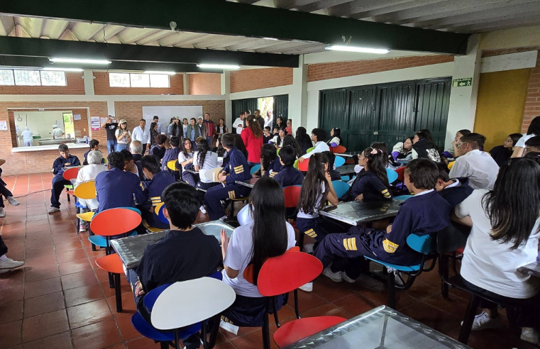 Estudiantes de |Tenjo| podrán realizar su servicio social con las |Juntas de Acción Comunal|