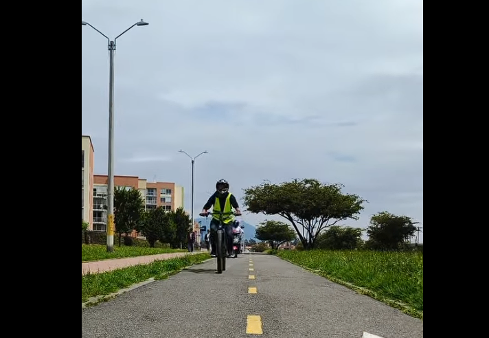 |Zipaquirá| promueve el |uso responsable| de la |movilidad eléctrica| + Video