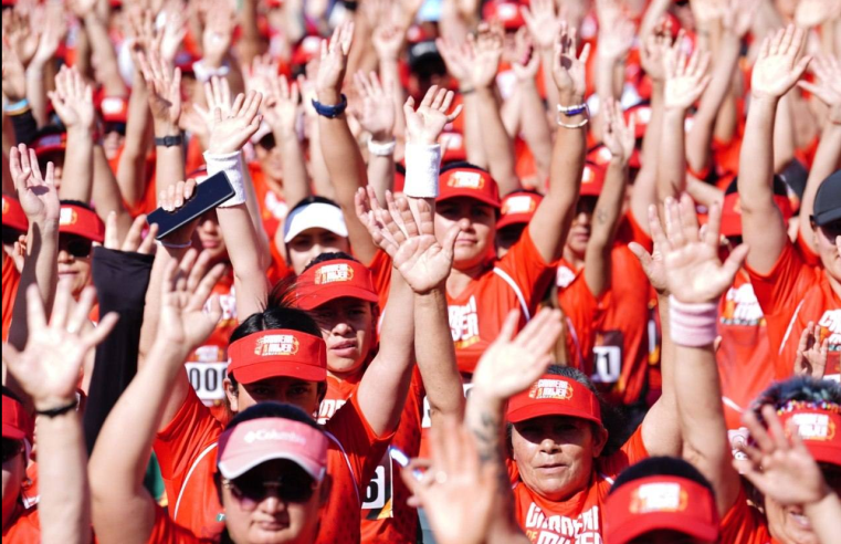 Destacan imágenes y ganadoras de la |Carrera de la Mujer|