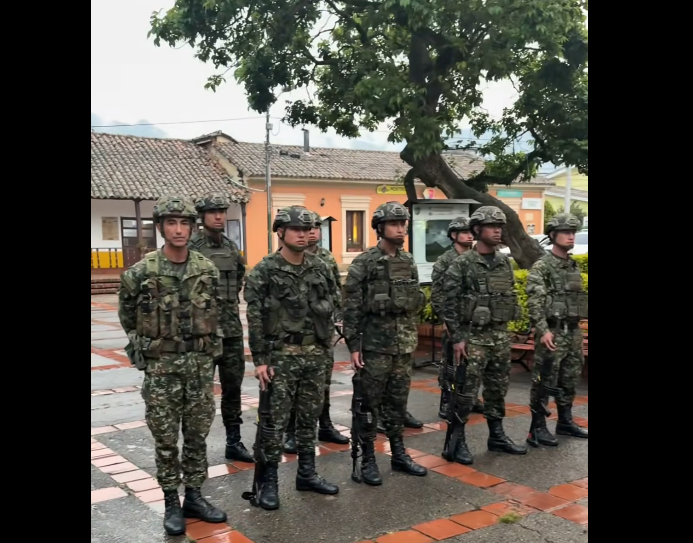 Municipio de |Tabio| rinde homenaje a |soldados fallecidos| en |accidente aéreo| en |Putumayo| + Video