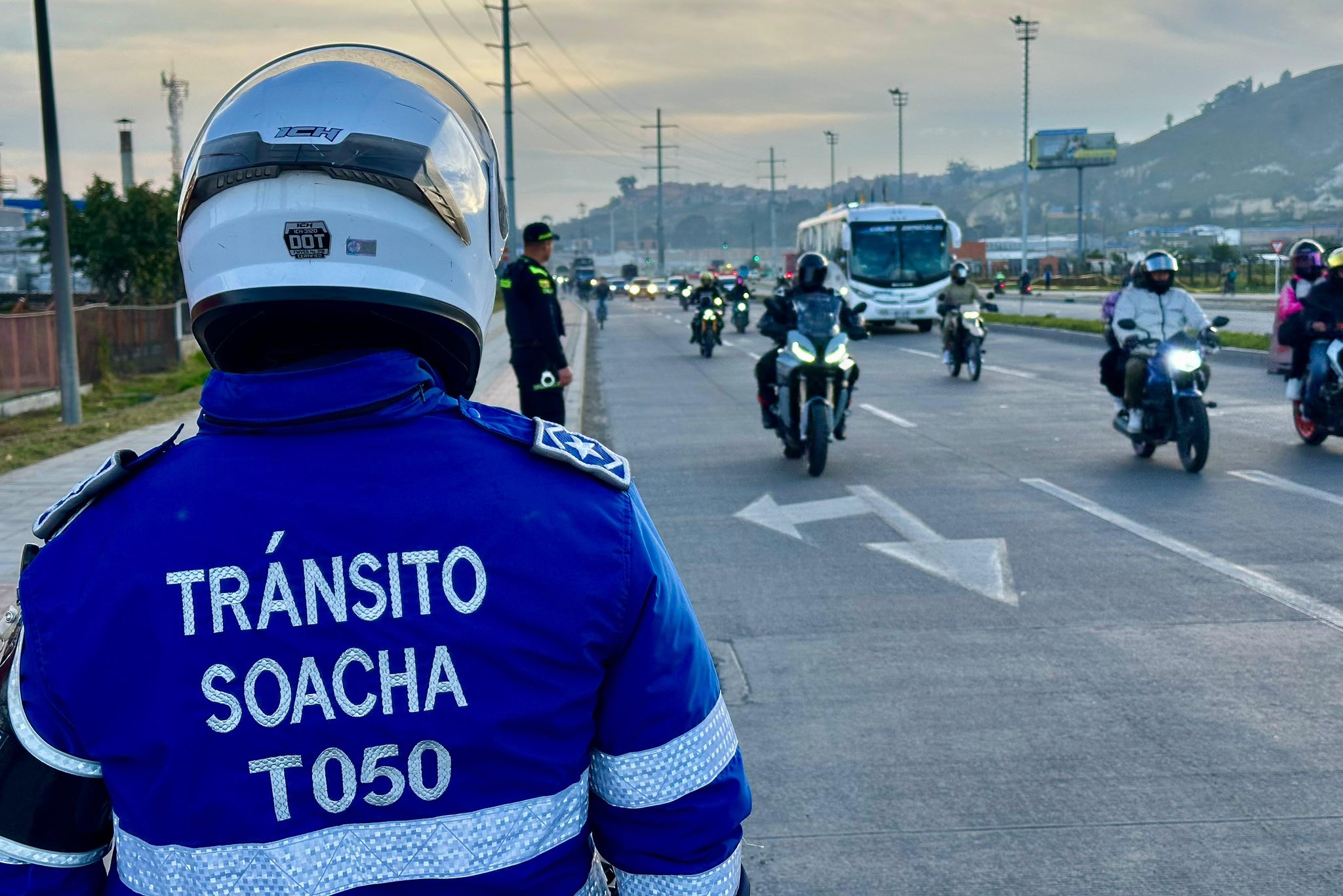 |Cundinamarca| presenta plan éxodo de |Semana Santa| y avances en |movilidad|