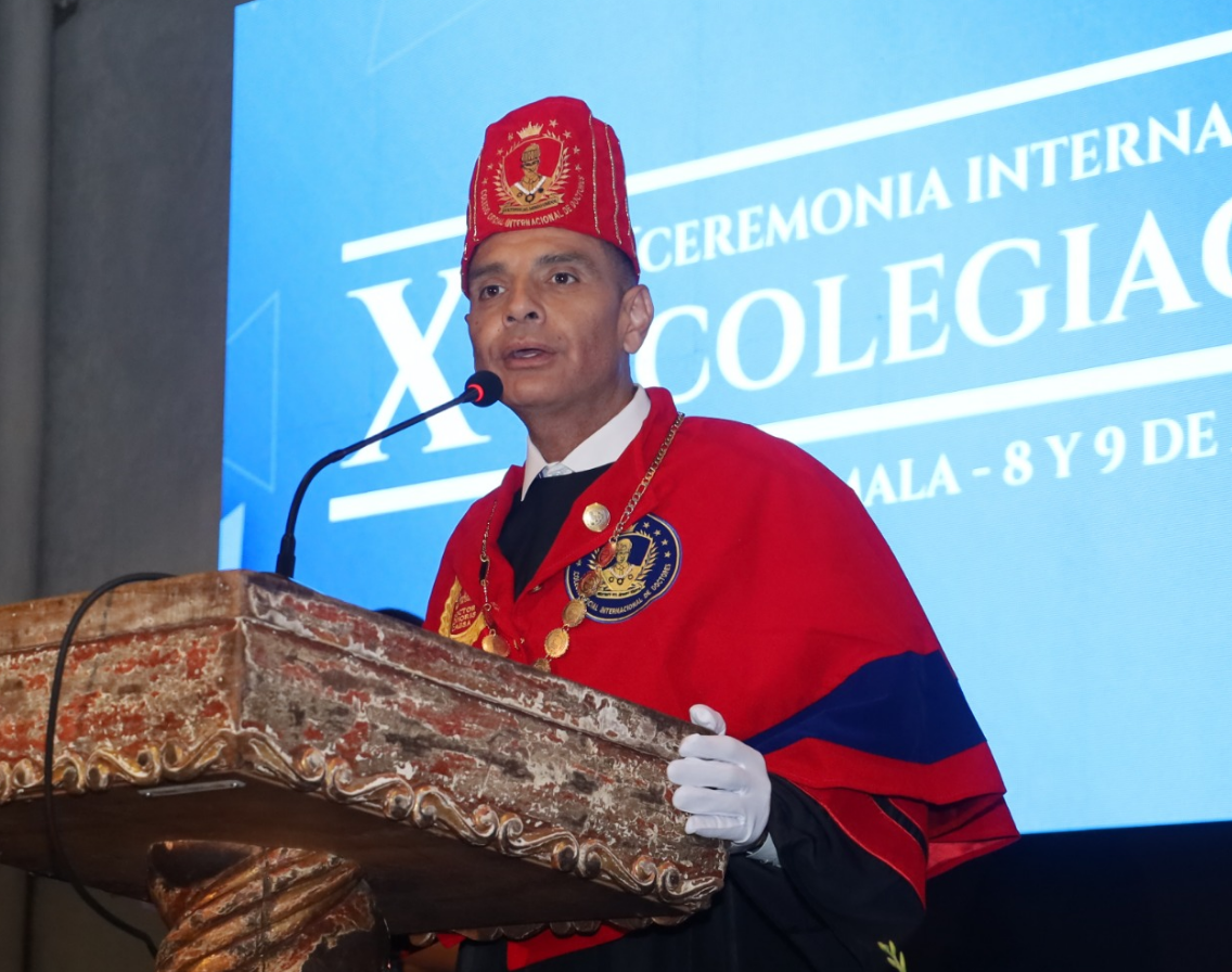 |Tabio| exalta la labor del comandante Álvaro Eduardo Farfán Vargas por |reconocimientos internacionales|