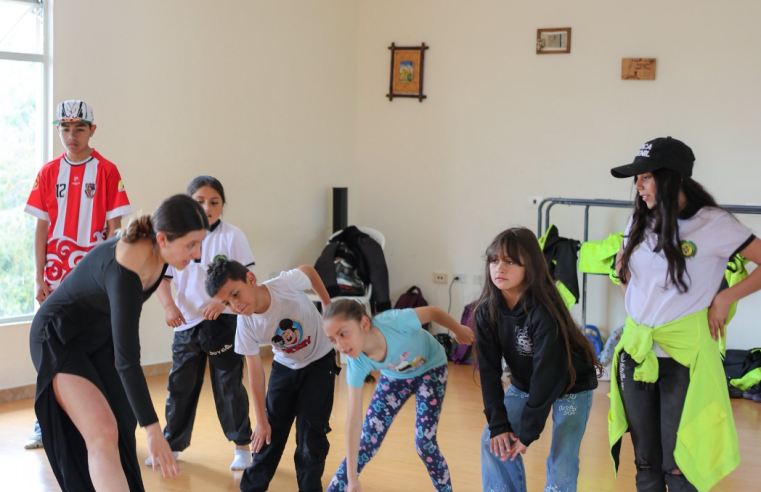 Niños y jóvenes de |Sopó| fortalecen valores y creatividad en el |Mes de la Niñez|