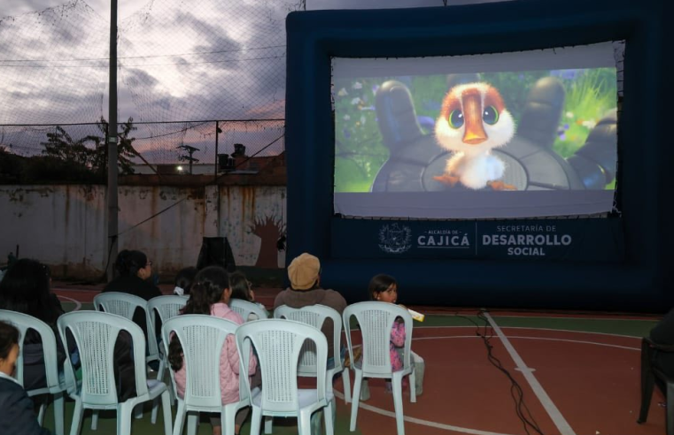 |Capellanía| celebró el |Mes de la Niñez| con jornada de cine en familia