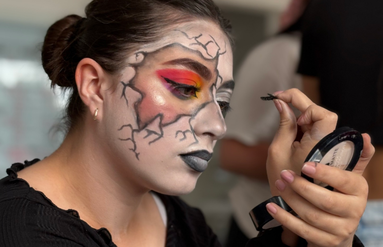 |Casa Social| de la |Mujer| culminó curso de maquillaje artístico en |Cogua|