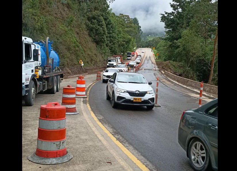 |Cundinamarca| mantiene plan especial de |movilidad| en corredor |Mosquera|–|Girardot| durante |puente festivo|