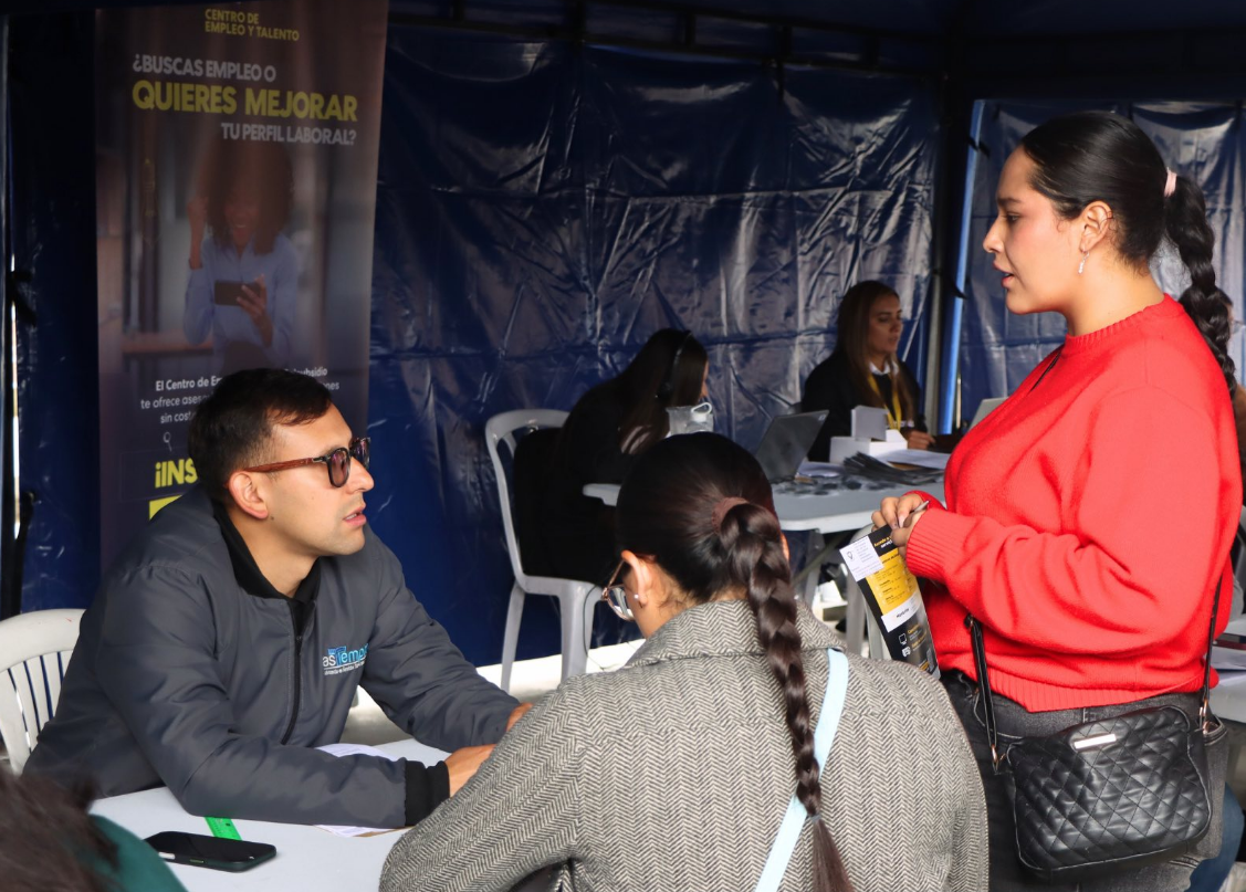Gran |Feria Laboral| en |Cajicá| reunió empresas y |oportunidades de empleo| para la comunidad