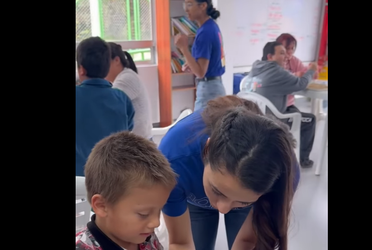 |Tabio| invita a fortalecer el desarrollo del municipio apoyando el |comercio local| + Video