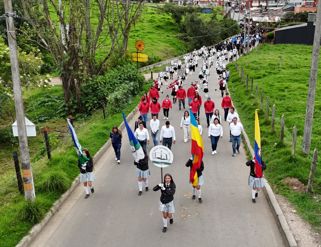 |Cogua| dio inicio a los |Juegos Intercolegiados| con la participación de 370 estudiantes |deportistas|